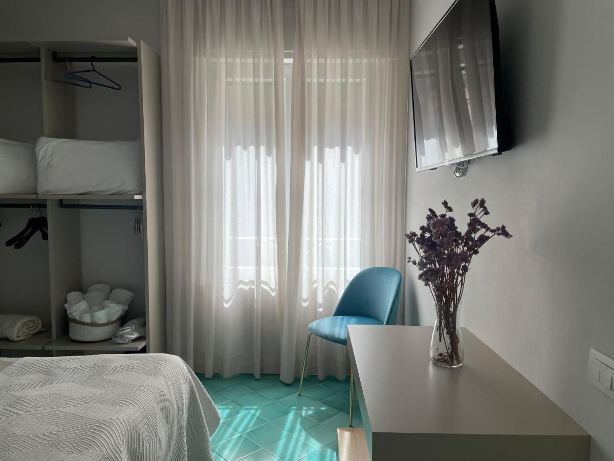 Giga Mare Apartments Sorrento Bagian luar foto