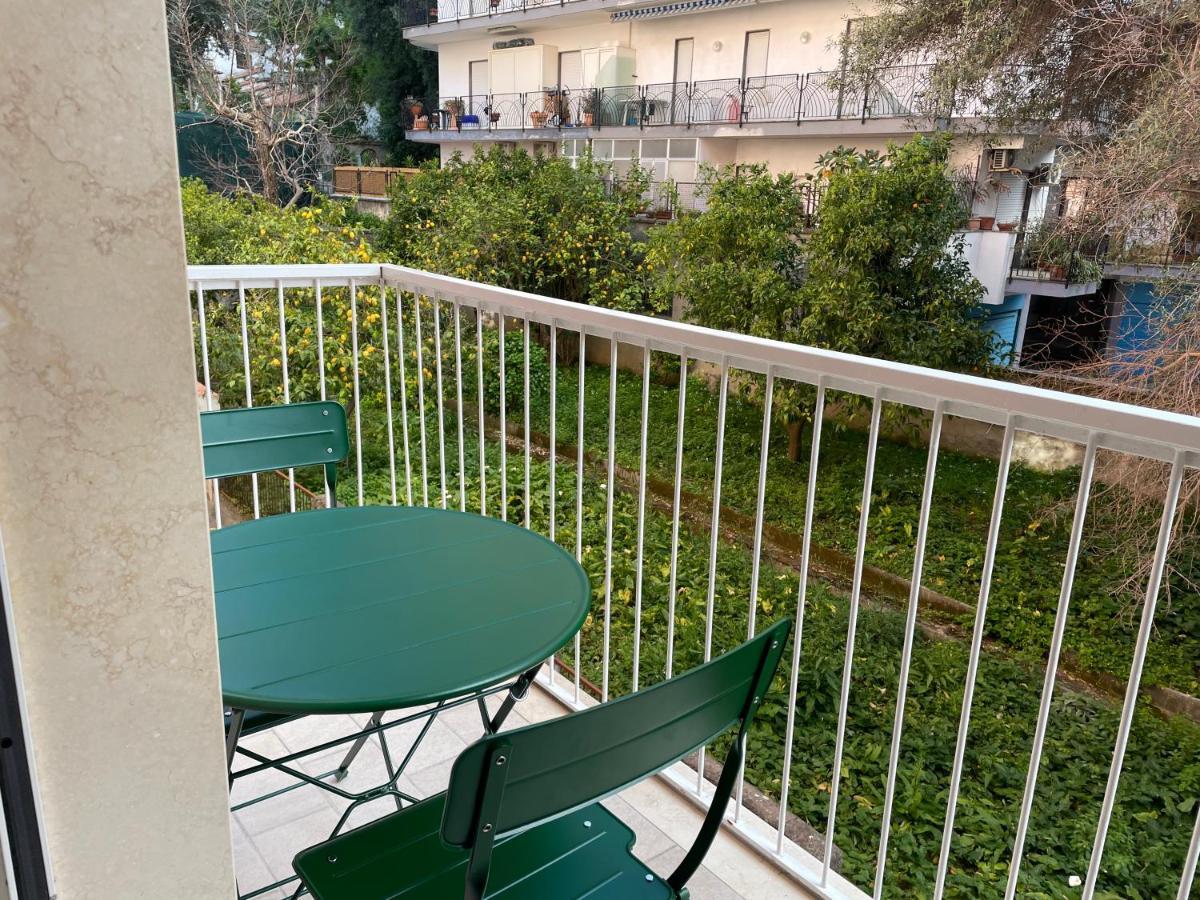 Giga Mare Apartments Sorrento Bagian luar foto